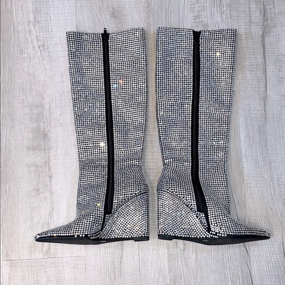 Gianni Bini Gabortwo Rhinestone Tall Wedge Boots Size 7 M New with Defects - Picture 3 of 9